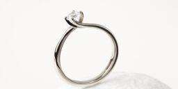 Fairtrade Gold Classic Twisted Claw Engagement Ring