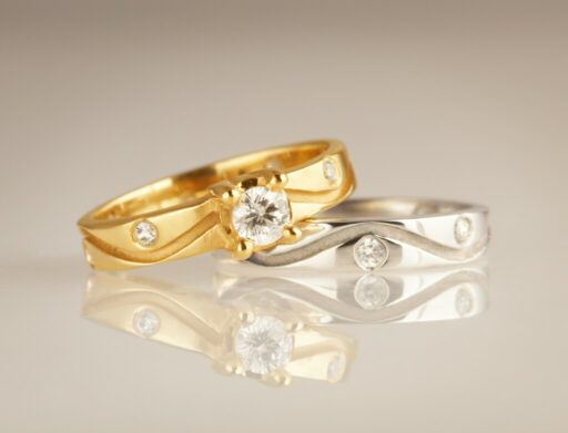 8 Stone Diamond Wave Ring