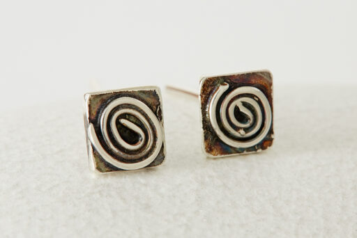 Square Oxidised studs