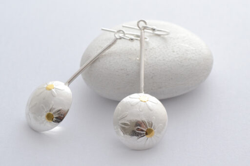 Dangly Daisy Earrings - Image 2